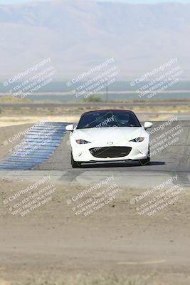 media/Sep-15-2024-Speed Ventures (Sun) [[7a54f7ed2f]]/Purple Group/Session 1 (Outside Grapevine)/